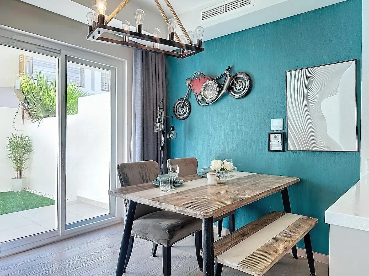 3 Bed - Aquilegia, Damac 2 Apartment Dubai 0*,  United Arab Emirates